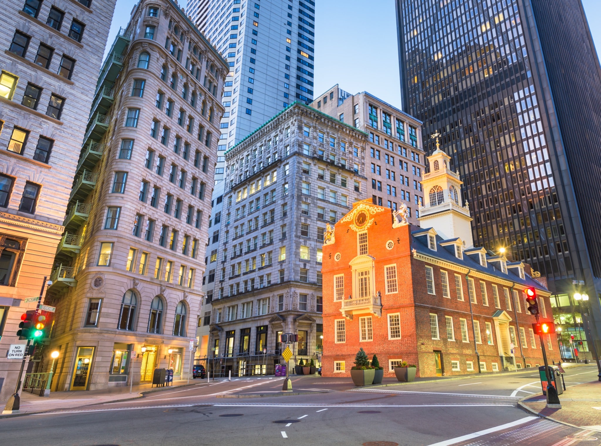Old State House en omliggende gebouwen in Boston, Massachusetts